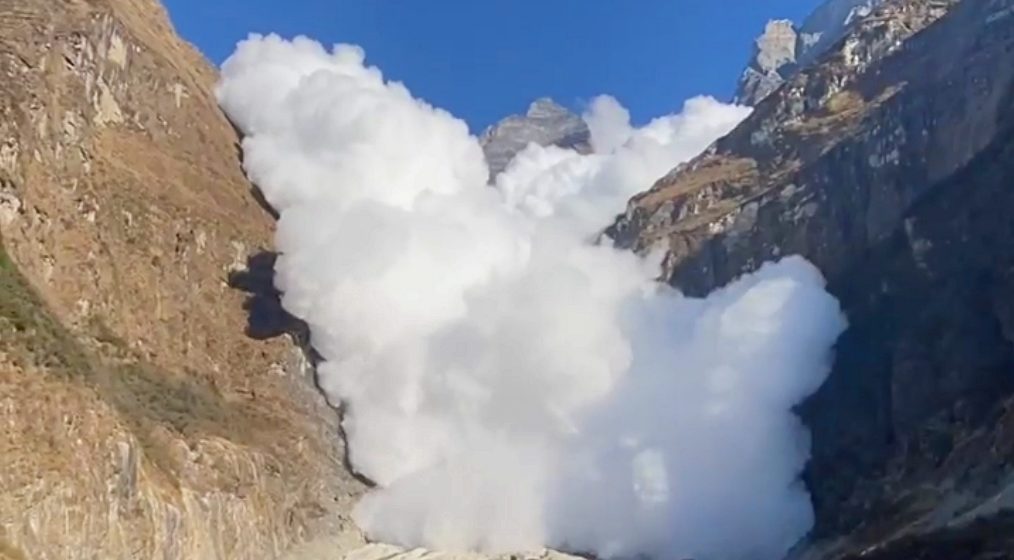 HugeAvalanche-1014x560