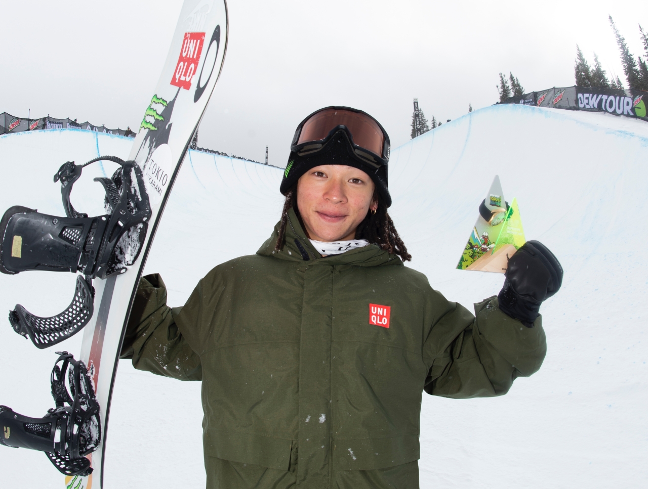 AyumuHirano_DewTour